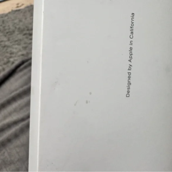 Apple White Magic Keyboard and Mouse Combo - Picture 8 of 8